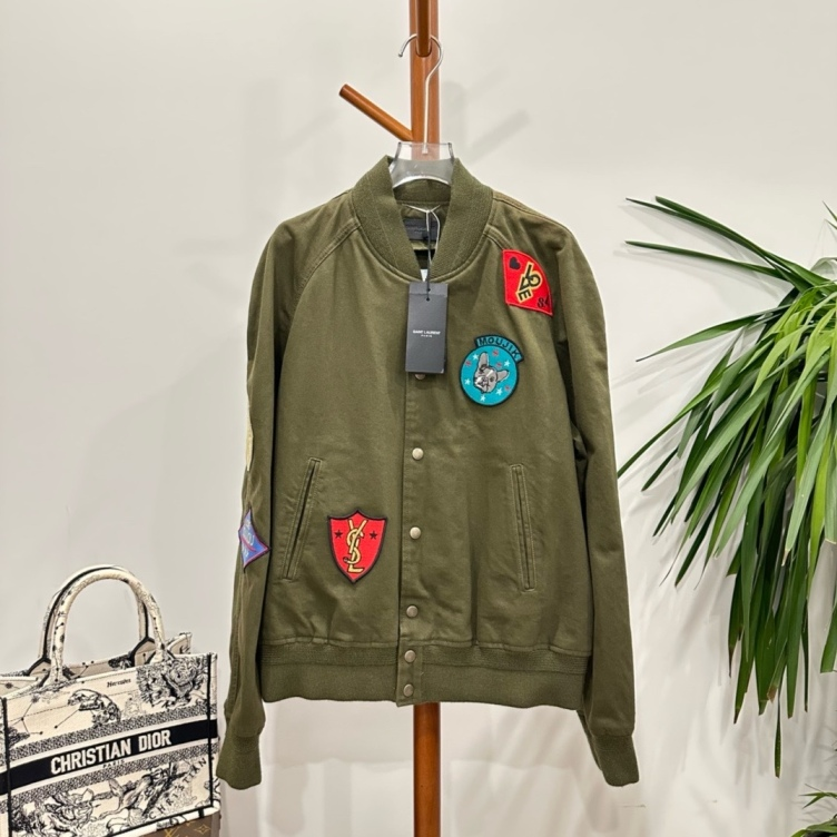 潮奢 圣罗兰 上衣 XXL码 yu77337