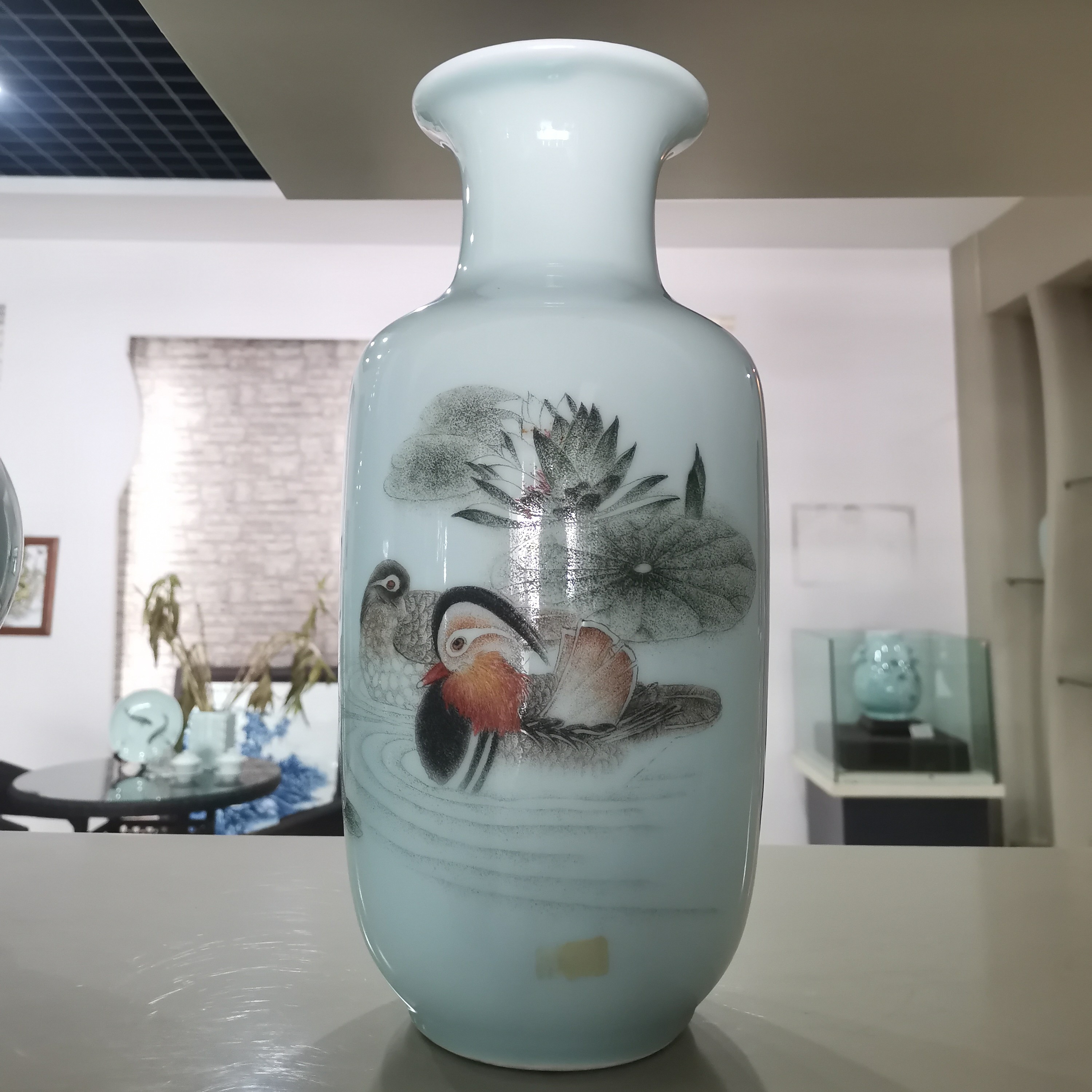 昆仑牌鲁青瓷刻瓷《鸳鸯戏水》花篮350mm*160mm