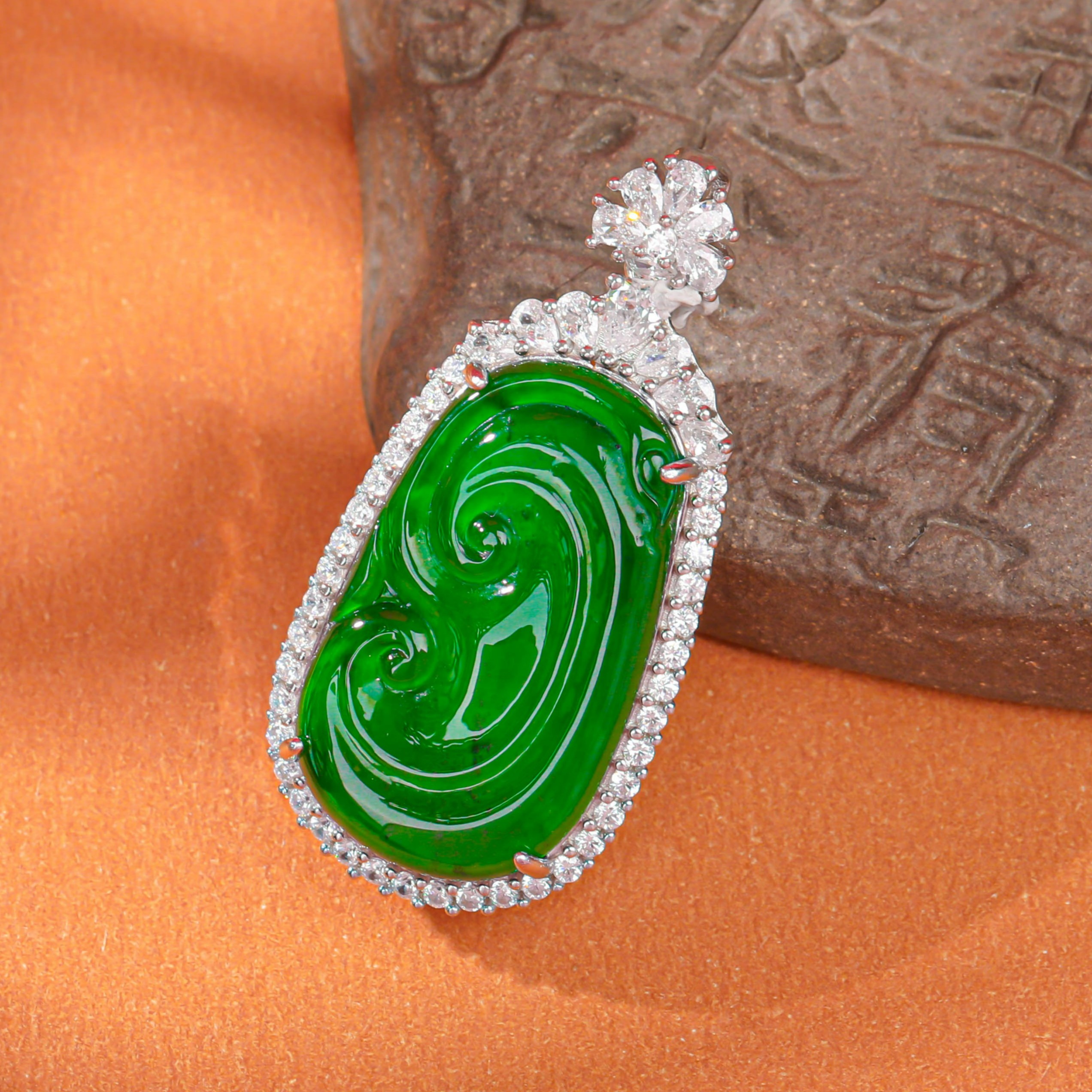 天然A货翡翠大如意双盖吊坠多样性发不含链3时尚气质精致百搭豪镶