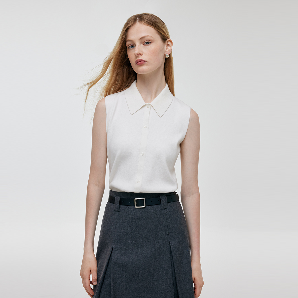 歌莉娅新品时尚百搭显瘦通勤针织翻领背心1C8L5B580