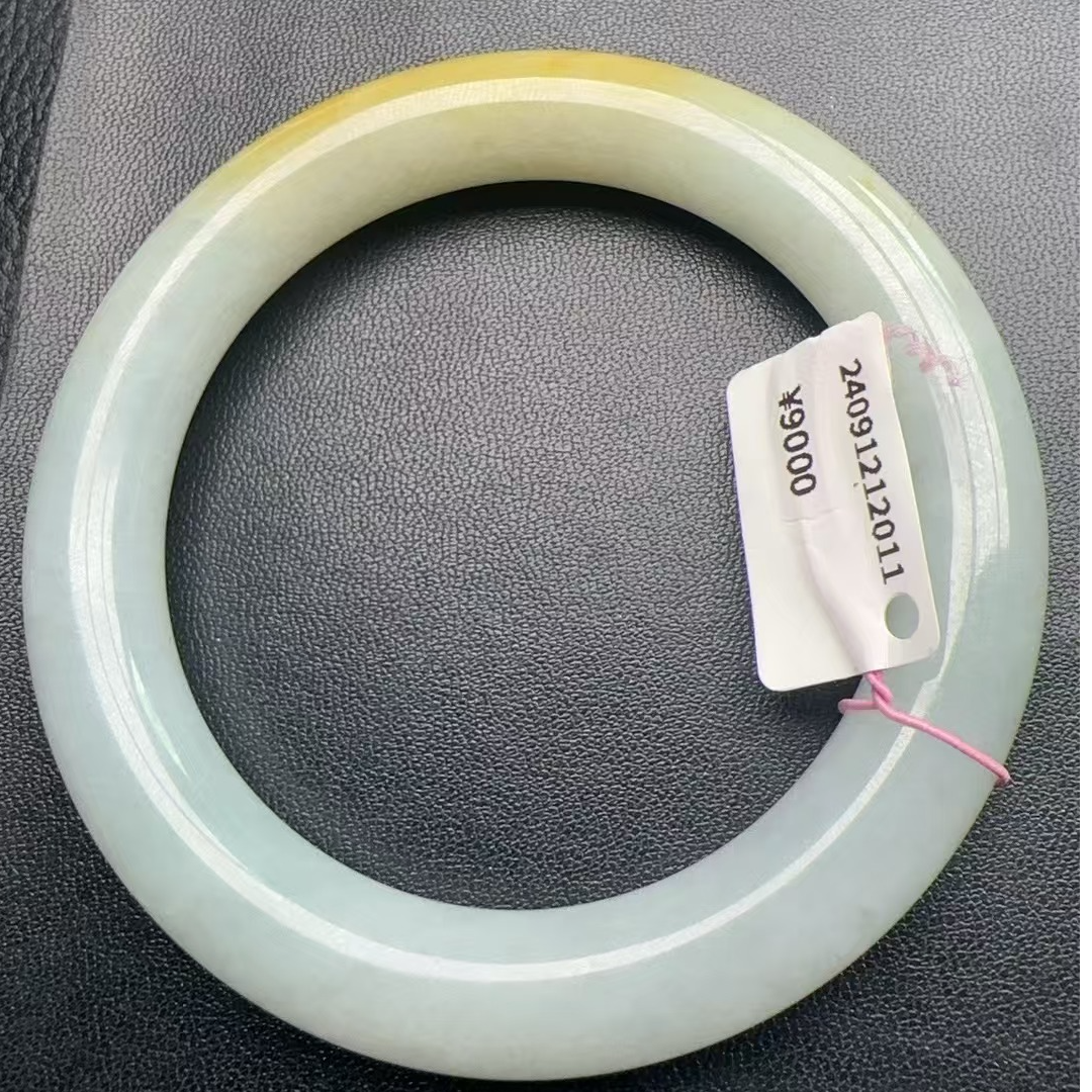 恒冠翡翠缅甸天然翡翠圆条手镯