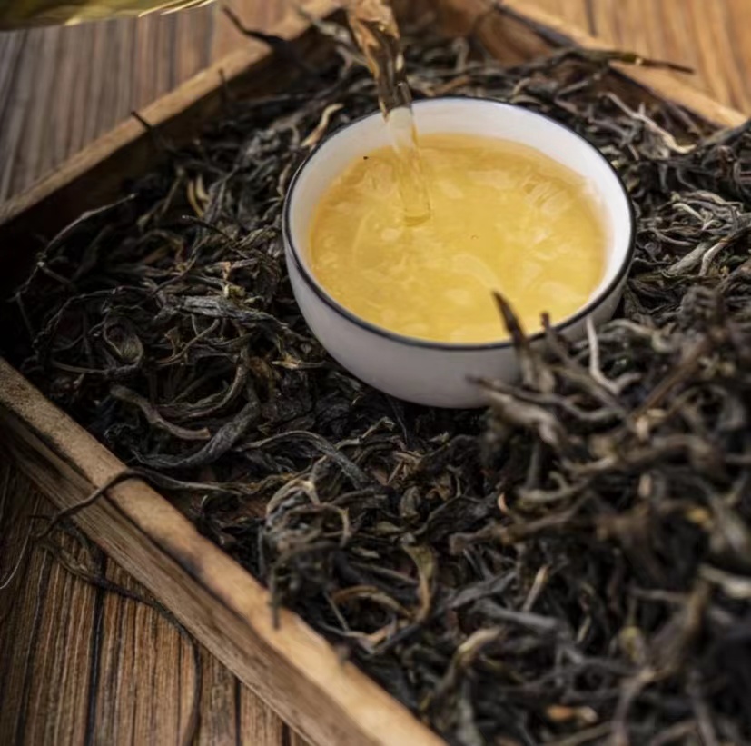 2024年无上茶王古树小叶生茶散茶WE33SAP023709