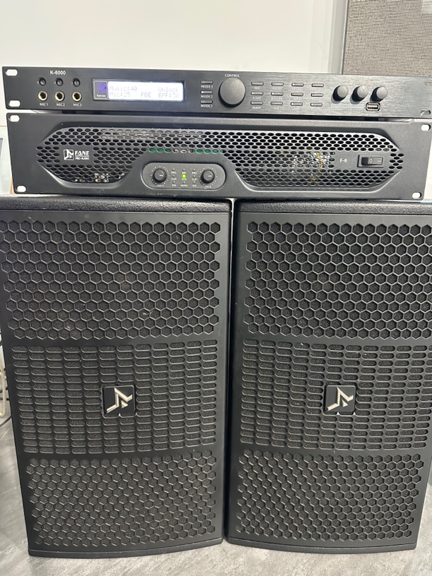 不包邮，英国芬尼10寸专业专业音响唱歌套装四件套