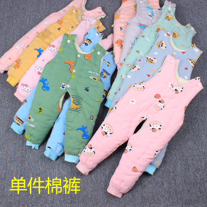 宝宝手工棉花背带裤