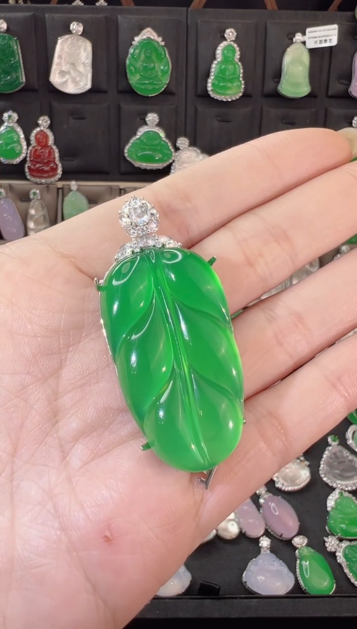 【闪购商品】玛瑙/玉髓颈饰银S925镶嵌叶子