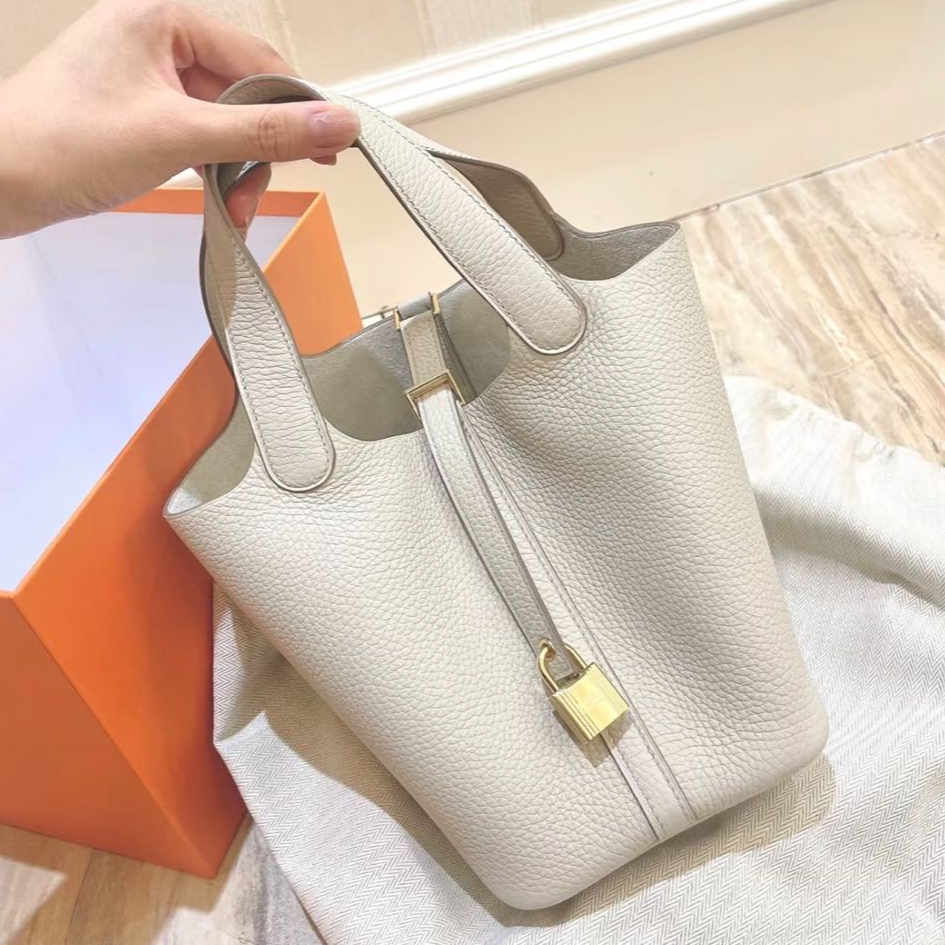 95新 Hermes/爱马仕 【小花Han】 18 菜篮子 冰川白 TC皮 Y刻金扣包