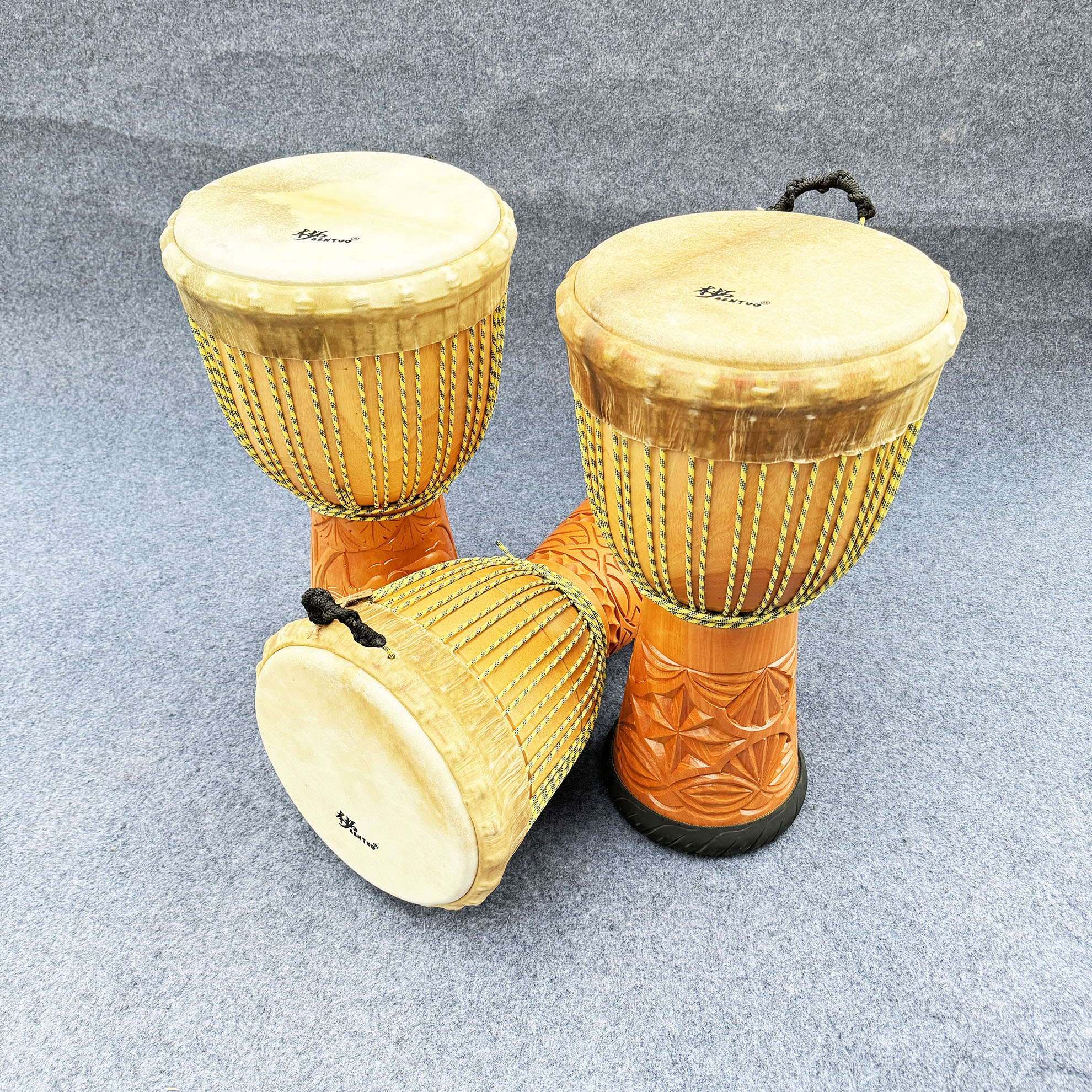 本拓12寸进口整木掏工雕刻翻边老山羊皮成人专业非洲鼓