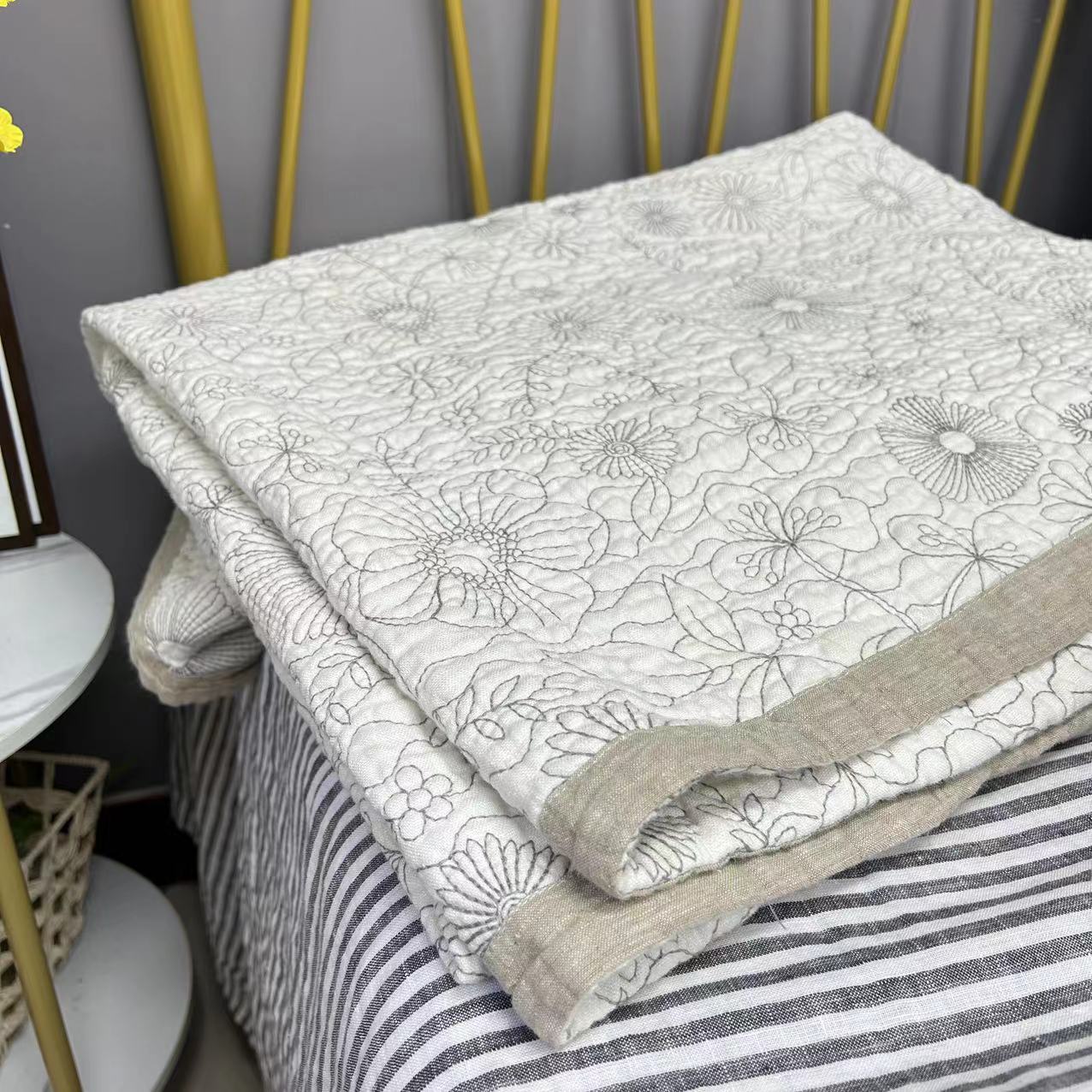 14支汉麻绗缝夹棉刺绣双面拼接床盖酵素水洗纯麻盖被加大夏凉被