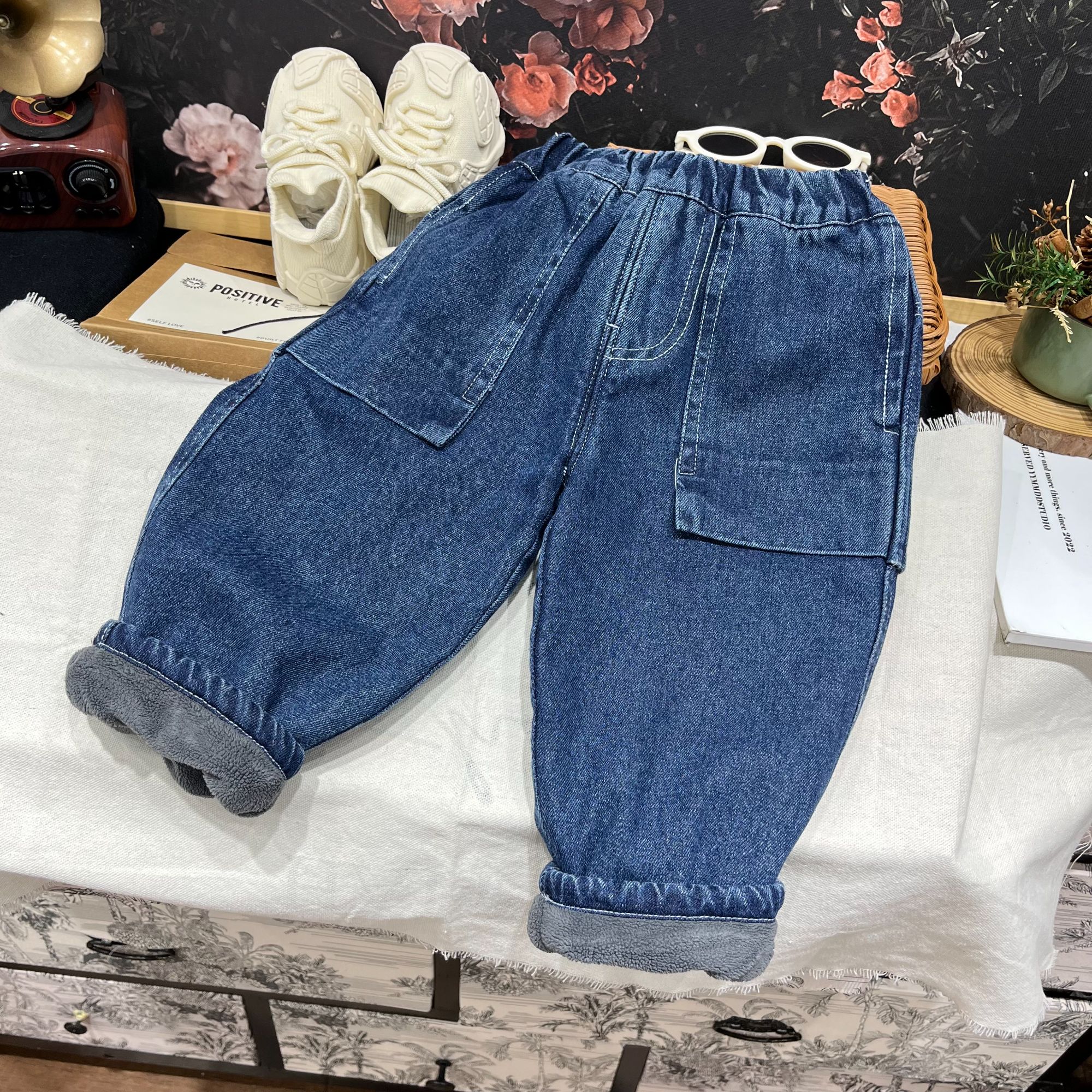 【日逸】儿童牛仔裤2025新款春秋季中大童春秋款加绒加厚裤子24E69