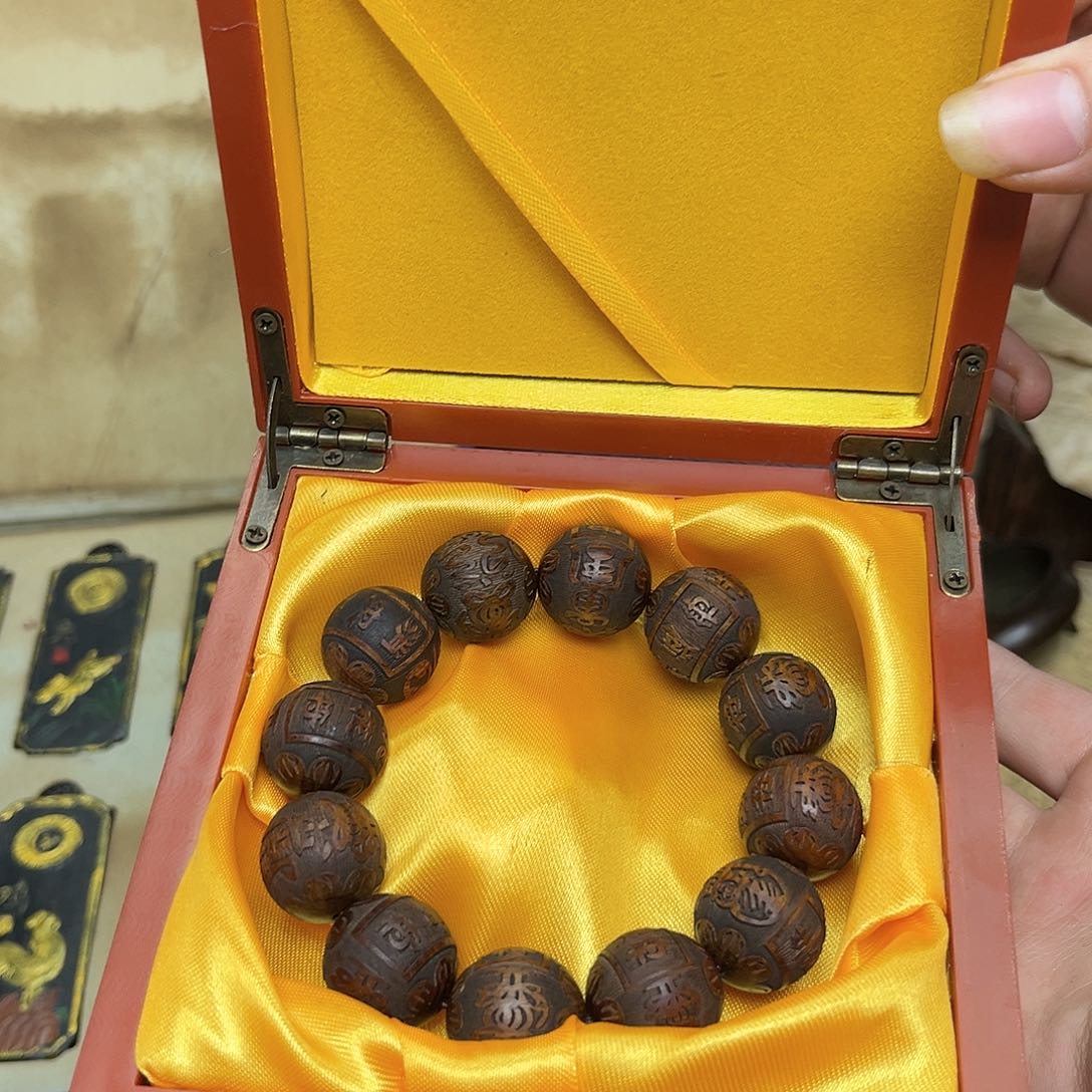 滴血莲花菩提吊坠