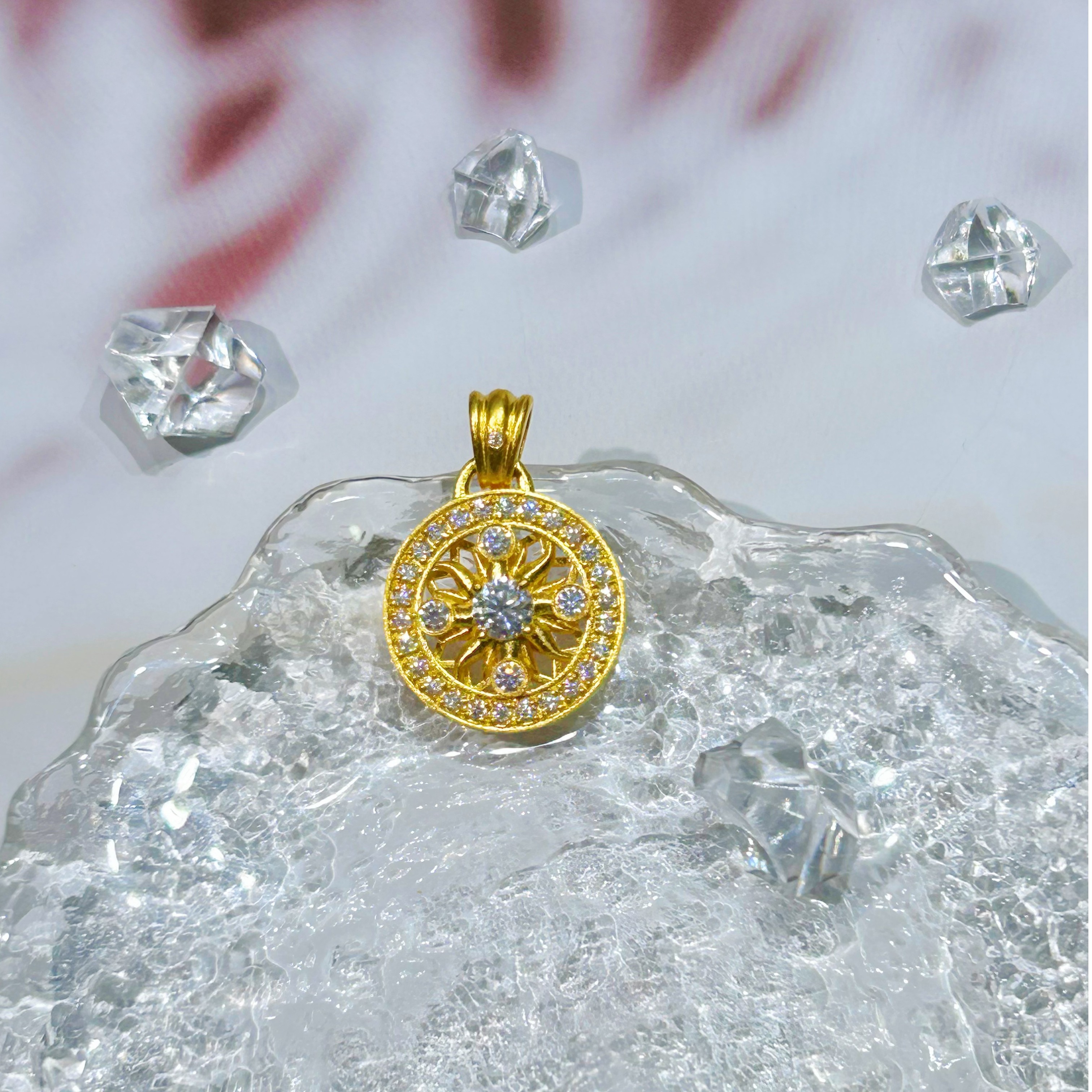 足金999 太阳花吊坠 黄金镶嵌莫桑 5G工艺