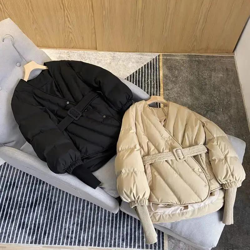 短款羽服女冬季2023年新款V领收腰小个子衣设计感小众