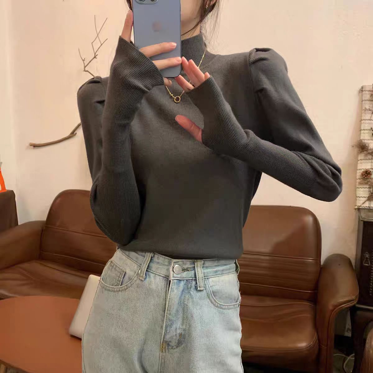 秋冬半高领内搭泡泡袖针织打底衫女高级感加厚毛衣显瘦上衣潮