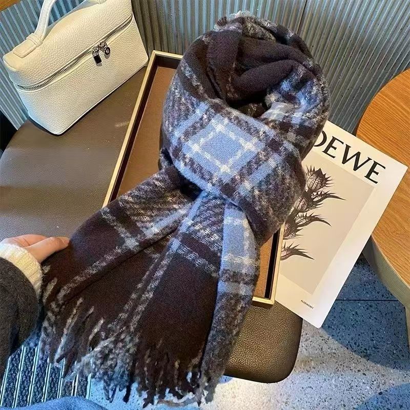 美拉德格子围巾2024新款女韩系高级氛围感百搭加厚保暖情侣围脖
