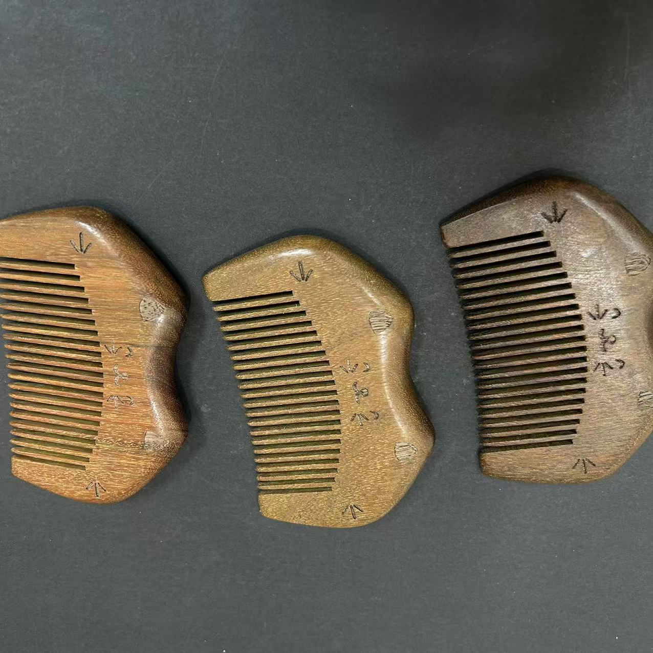 金丝楠木猫咪梳子（多样性发一件）