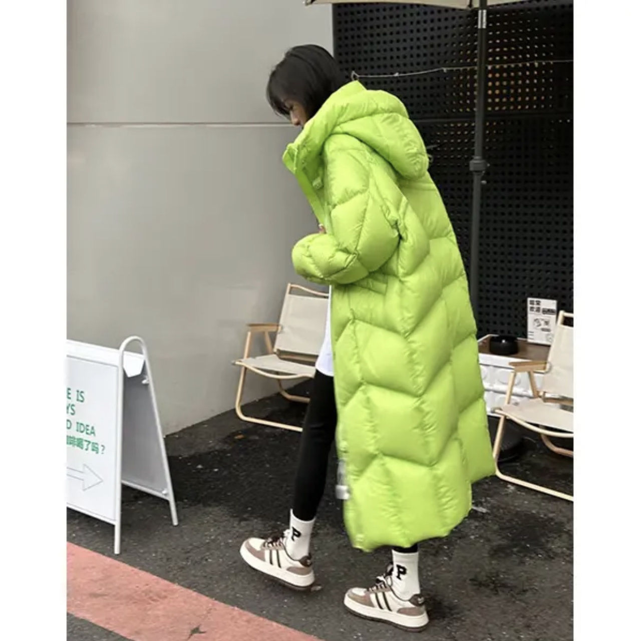 清廷心2023冬装网红爆款白色宽松加厚长款过膝大翻领手套服外