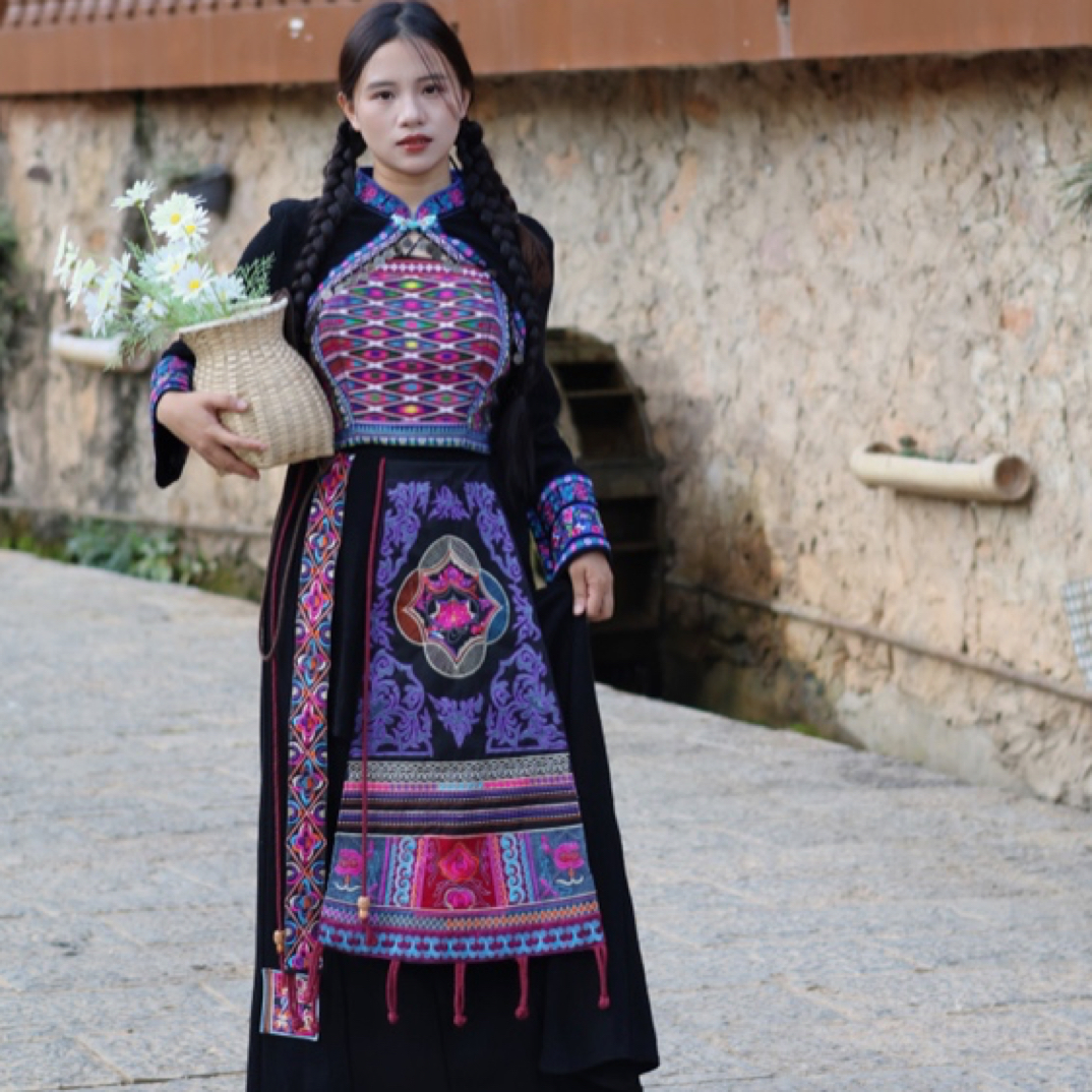 壮族改良版时尚民族风三件套 女 包邮 