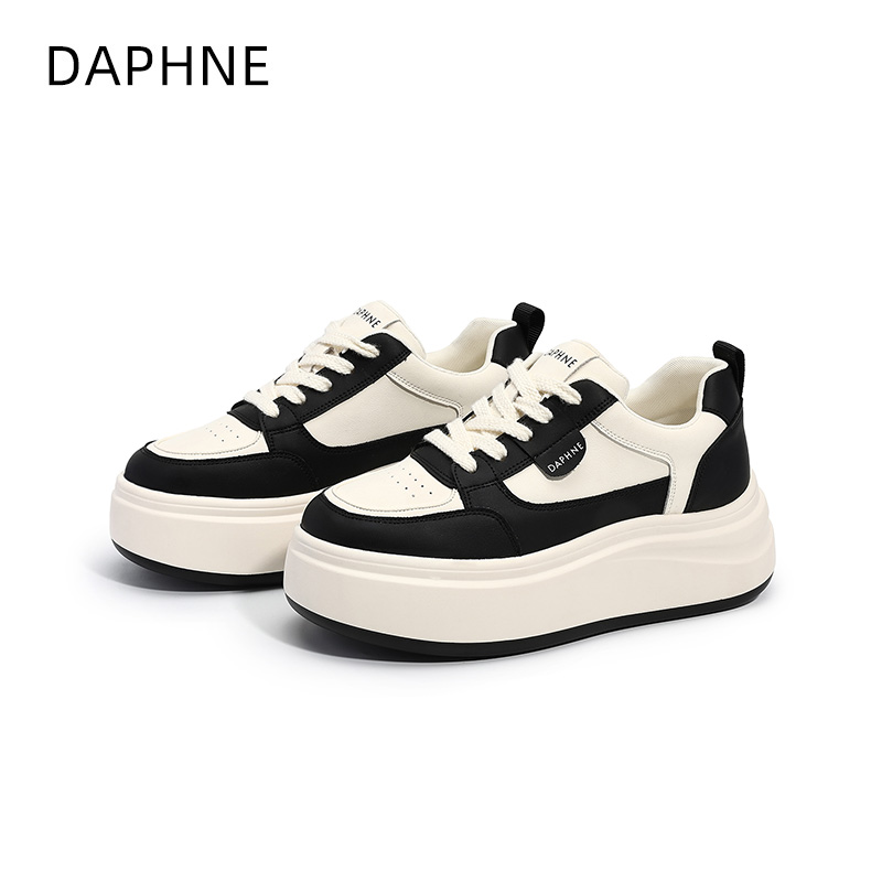 达芙妮软底板鞋2024秋季新款小白鞋轻便耐磨增高防滑休闲女鞋Q