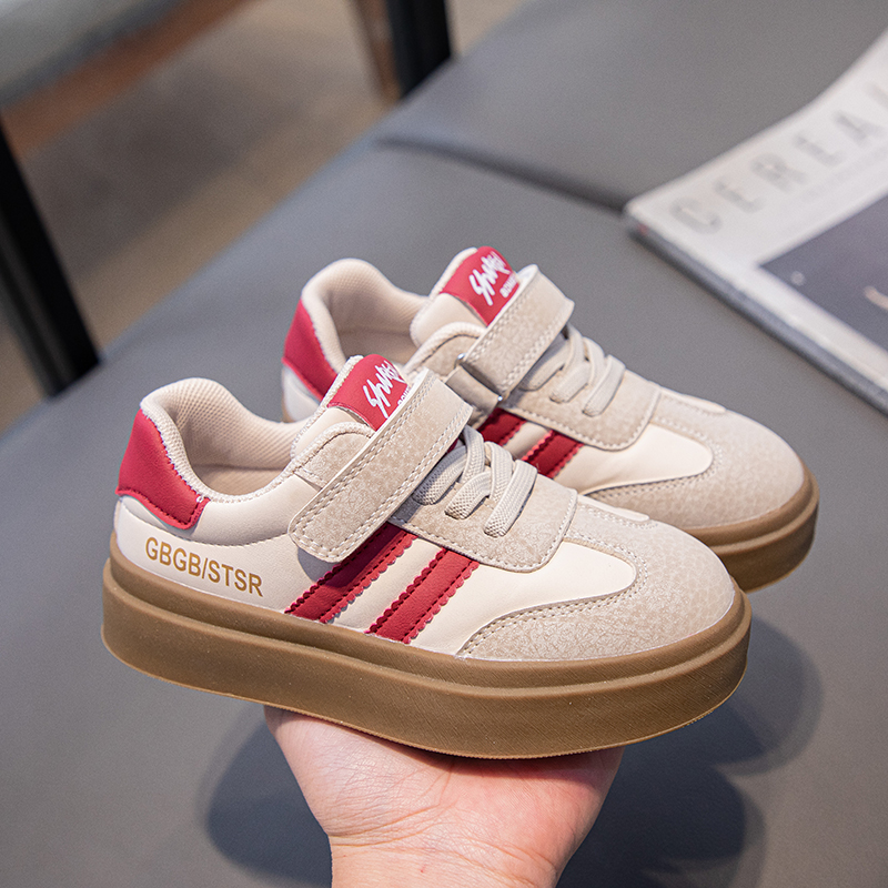 儿童德训鞋软底防滑男童运动鞋潮牌2025春款透气百搭女童跑步鞋子