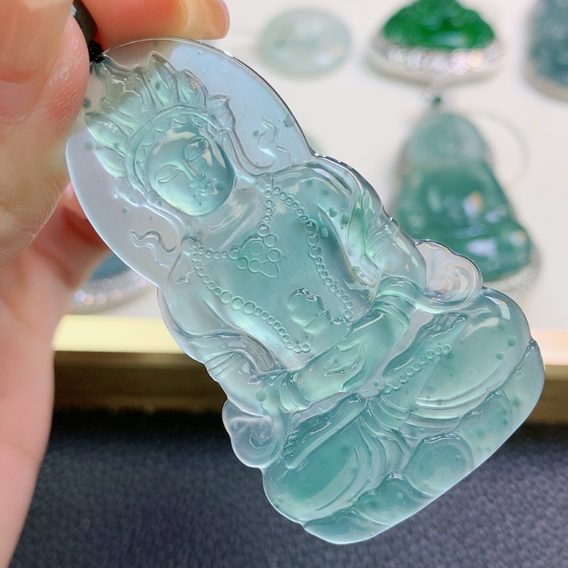 【闪购商品】翡翠颈饰未镶嵌翡翠