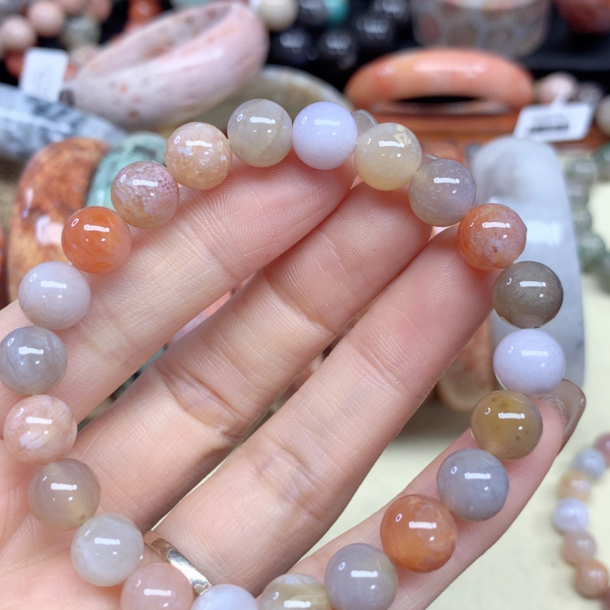 【闪购商品】硅化珊瑚（珊瑚玉）手链未镶嵌411