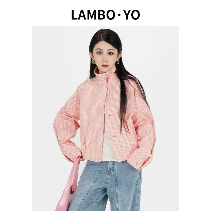 翻领短外套春季格纹经典单排扣宽松显瘦甜美设计款上衣女