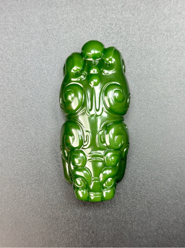 【俄料】和田玉碧玉冰菠菜绿绿苏工仿古商虎