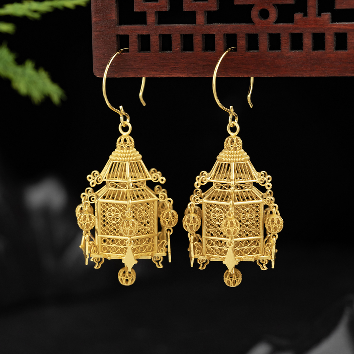 925银耳饰 【何姐聊收藏】S925银国风气质耳环送礼佳品  YS1170006