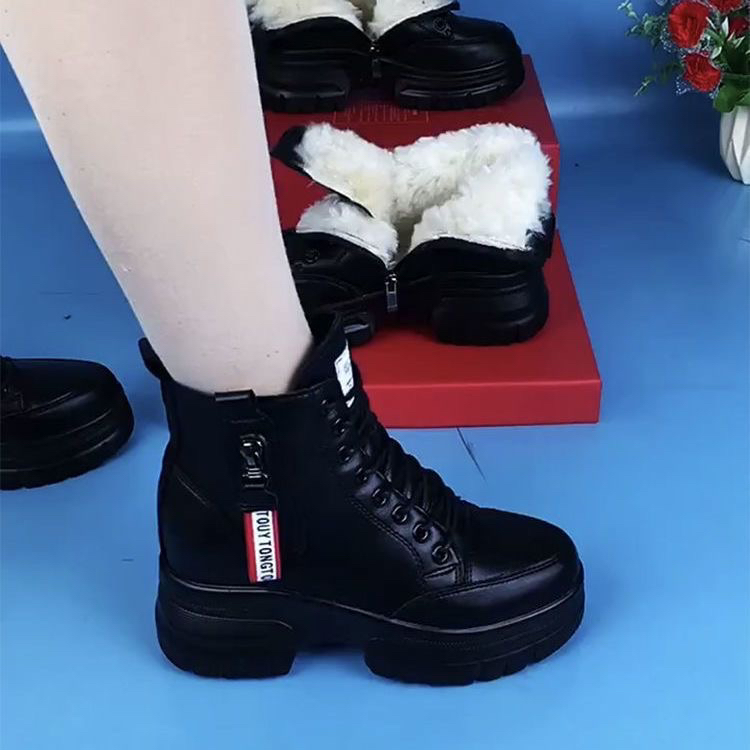 软皮厚底雪地靴女2025新款冬季皮毛一体加绒加厚棉靴平底保暖棉鞋