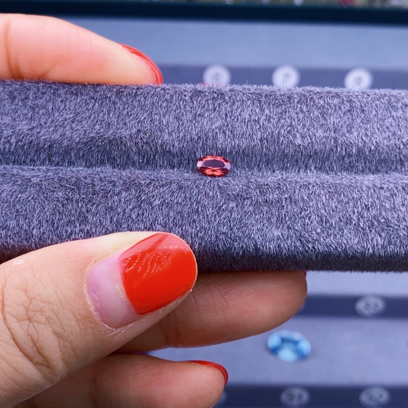 【闪购商品】石榴石裸石未镶嵌