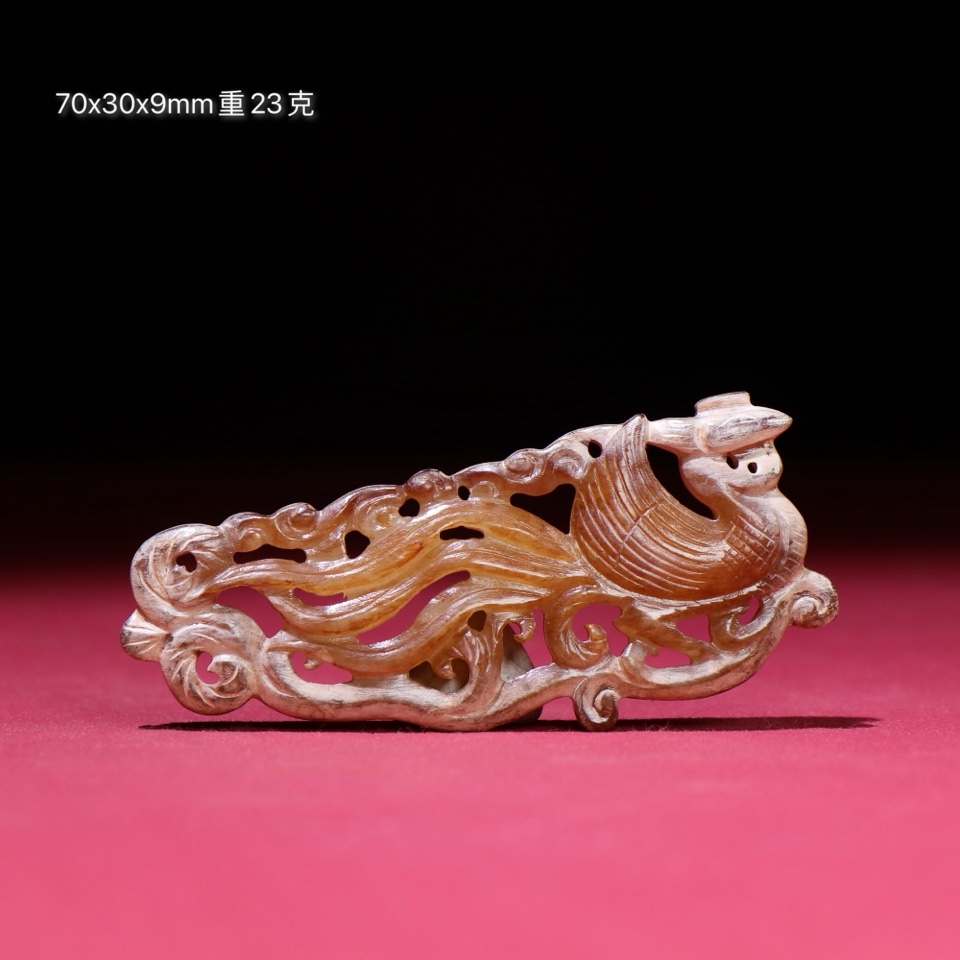 和田玉挂件雕工精细