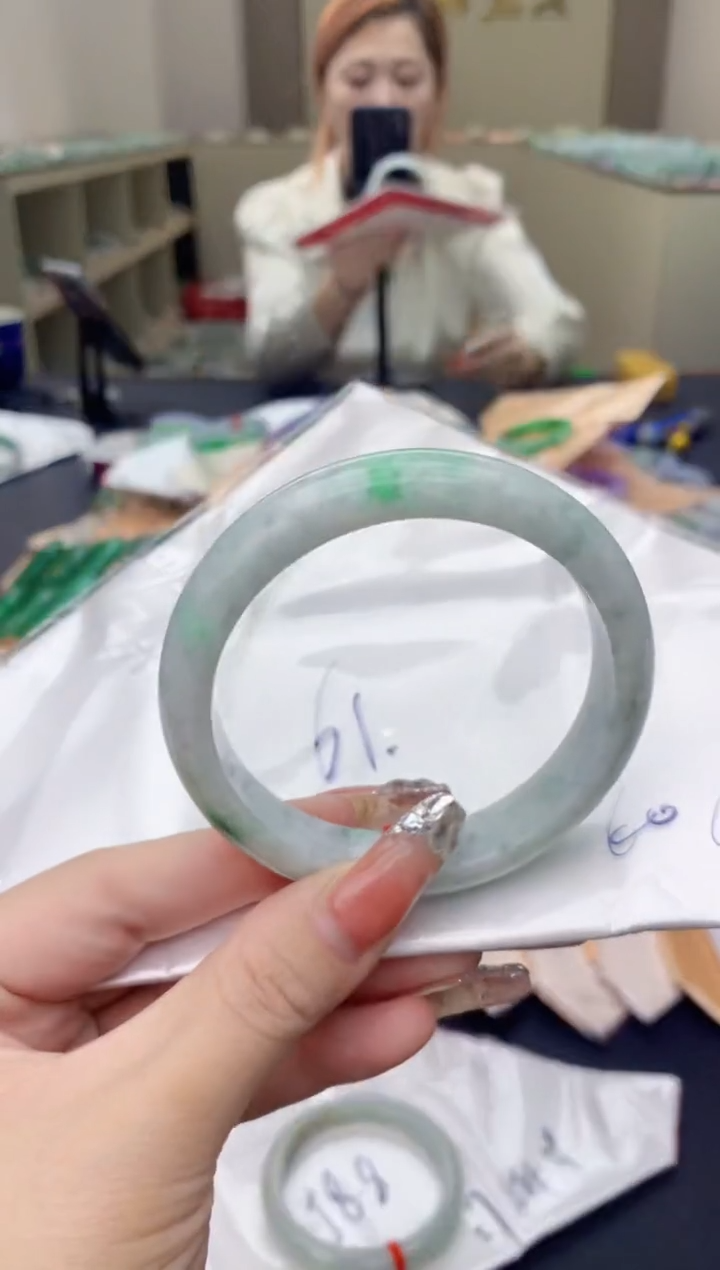 【闪购商品】翡翠手镯未镶嵌0346780234