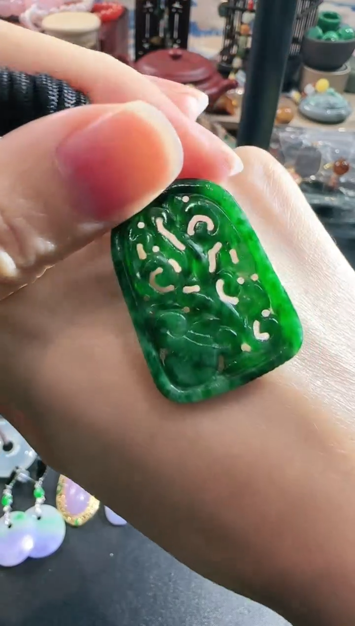 【闪购商品】翡翠吊坠未镶嵌吊坠