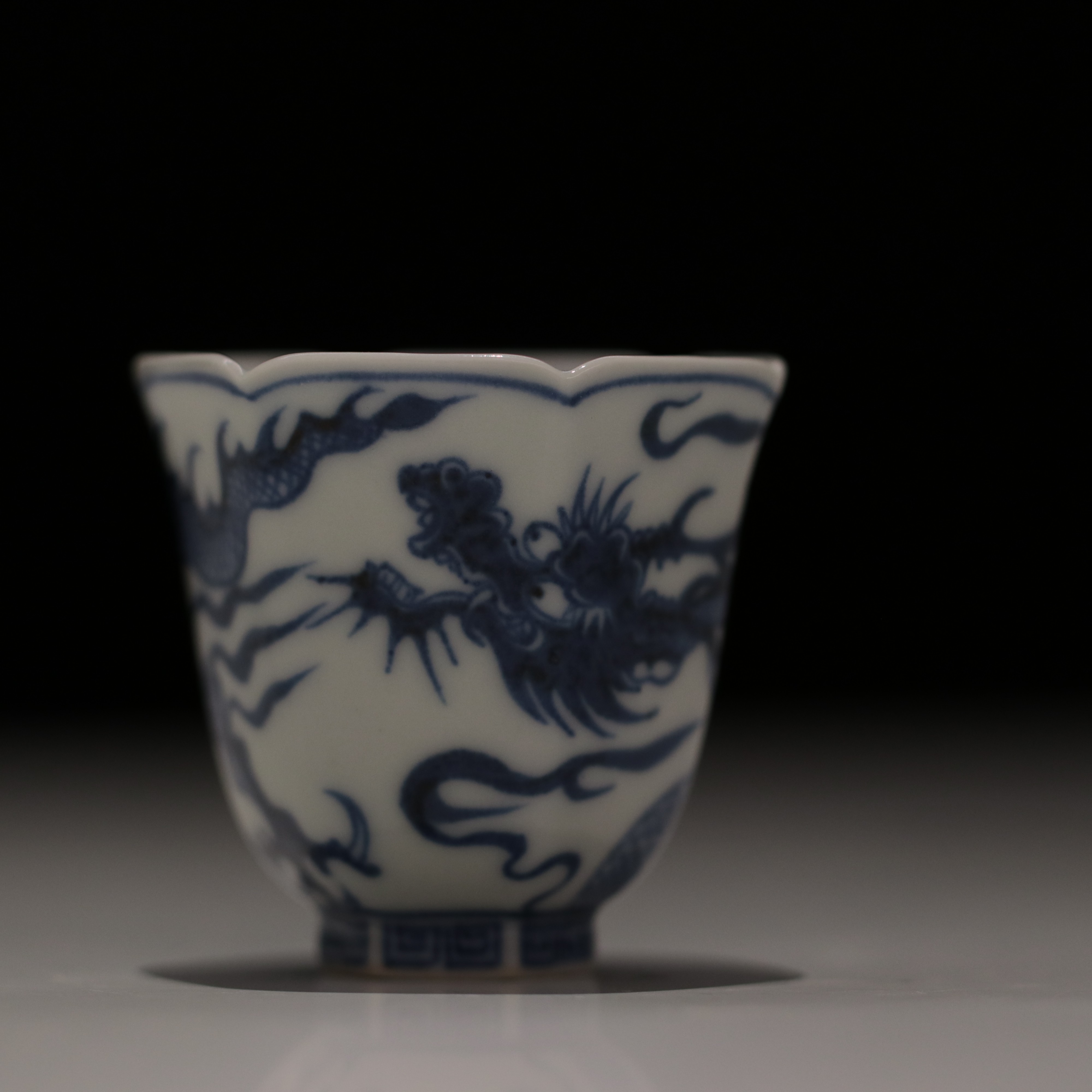 【畅怀堂】元和珍藏六方龙纹闻香杯