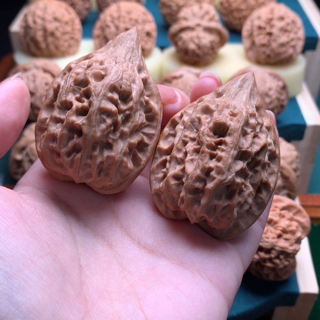 文玩核桃把件?*鸡心38