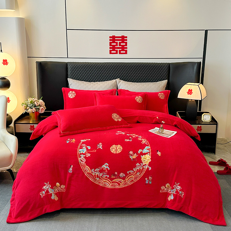 秋冬新款高克重9斤全消光牛奶绒大红结婚婚庆四件套龙凤刺绣