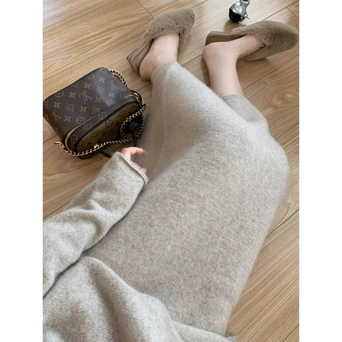 软糯秋冬山羊绒半身裙直筒裙百搭显瘦针织裙中长款H裙休闲裙女