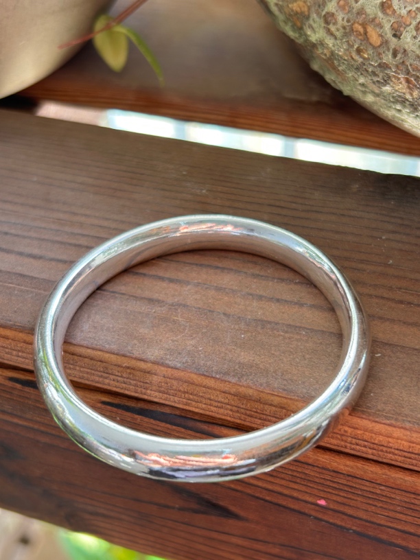 足银手镯 云南寸家银饰 足银999 内外凸光面实心手镯闭口