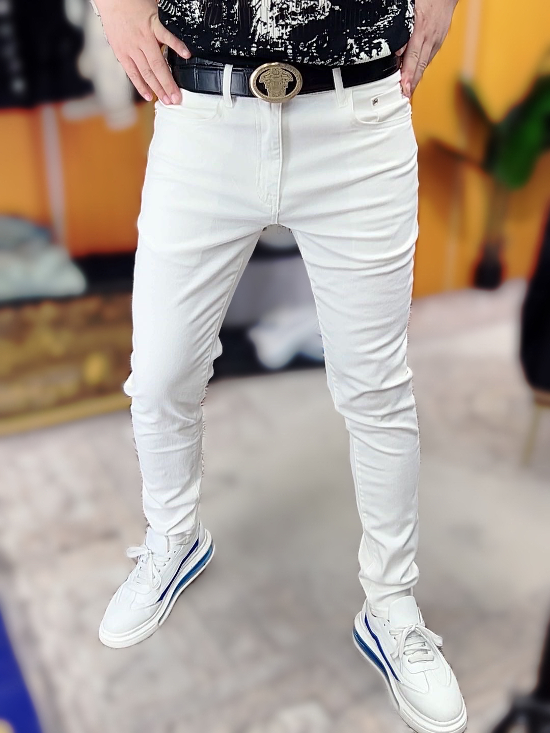 2025秋季新款时尚潮流男士修身白色弹力夏季纯色牛仔裤小脚裤裤子