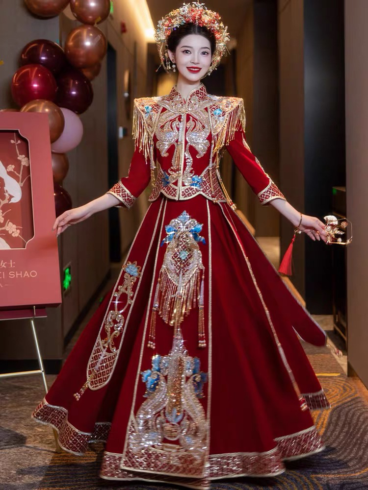 高端重工丝绒2024新款秀禾服新娘结婚礼服敬酒服奢华新中式嫁衣女