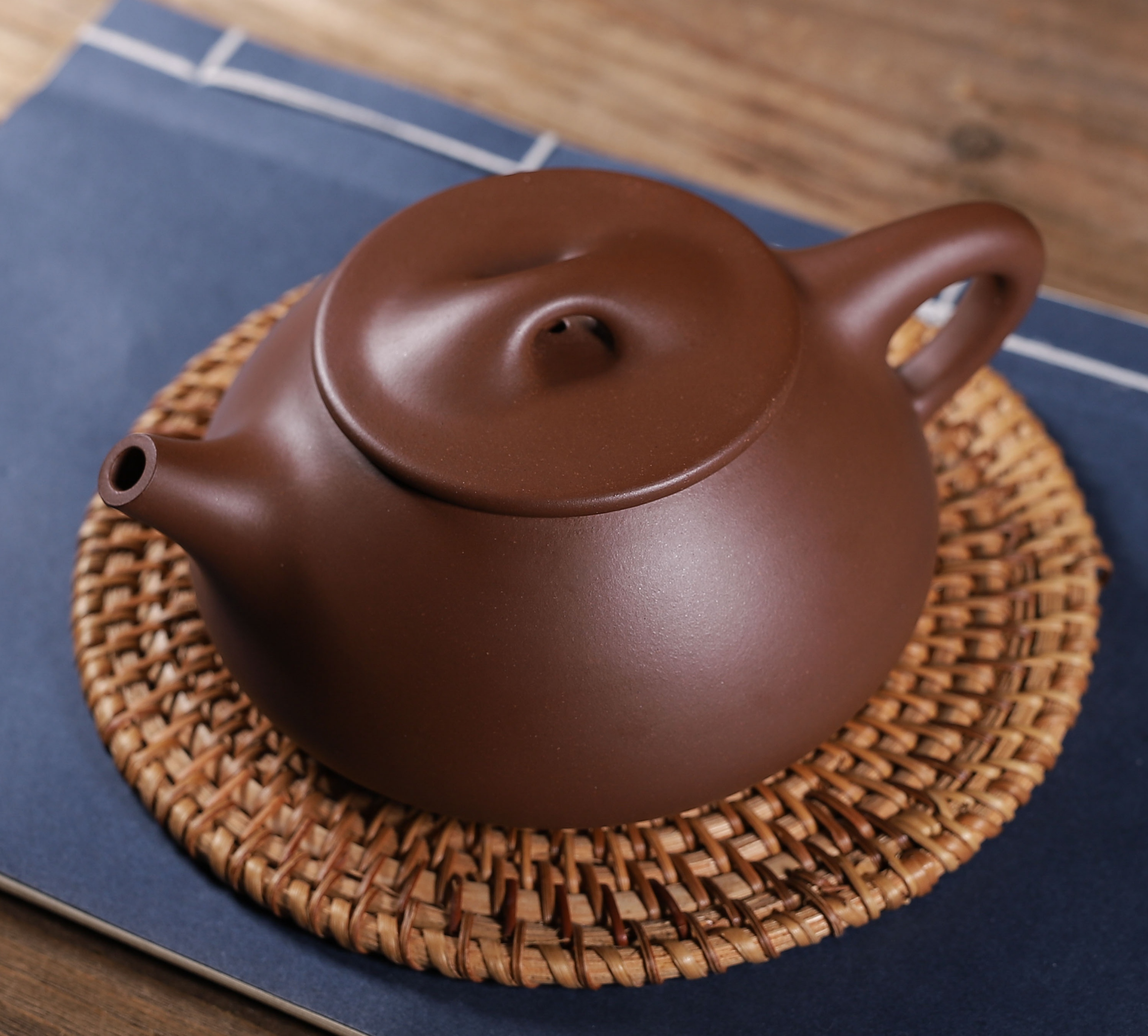 景州泥壶小容量满瓢壶，底糟清，全手工。三百毫升。茶壶纯手工紫砂壶