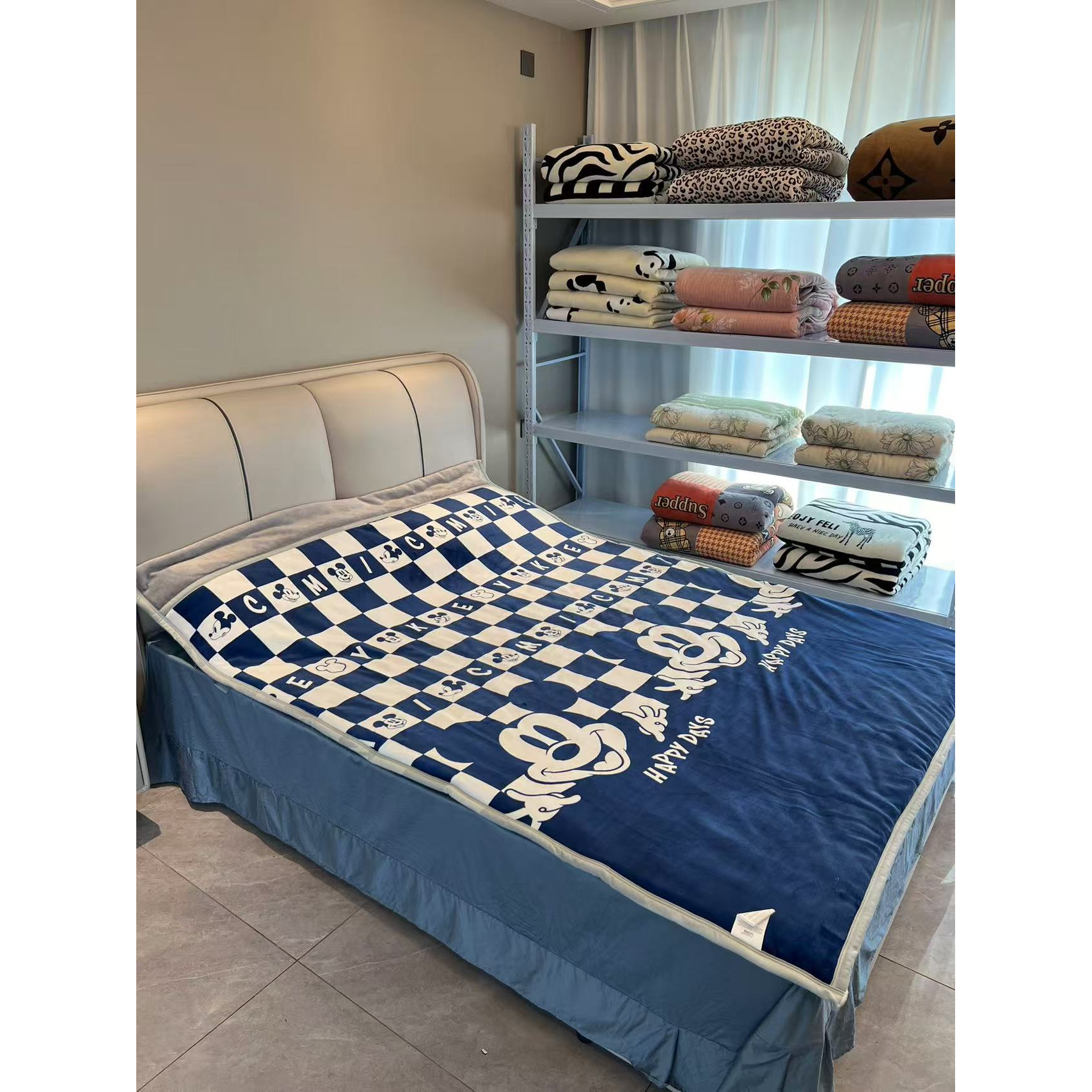 1.5米*2米双面绒米奇印花款加厚被子可机洗单人冬被小孩款