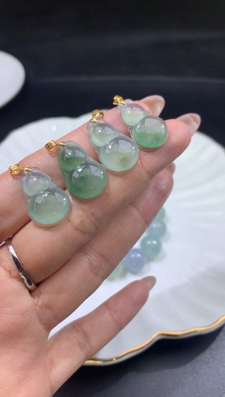 【闪购商品】翡翠净货未镶嵌2968葫芦/多样性发货/一个/配金扣