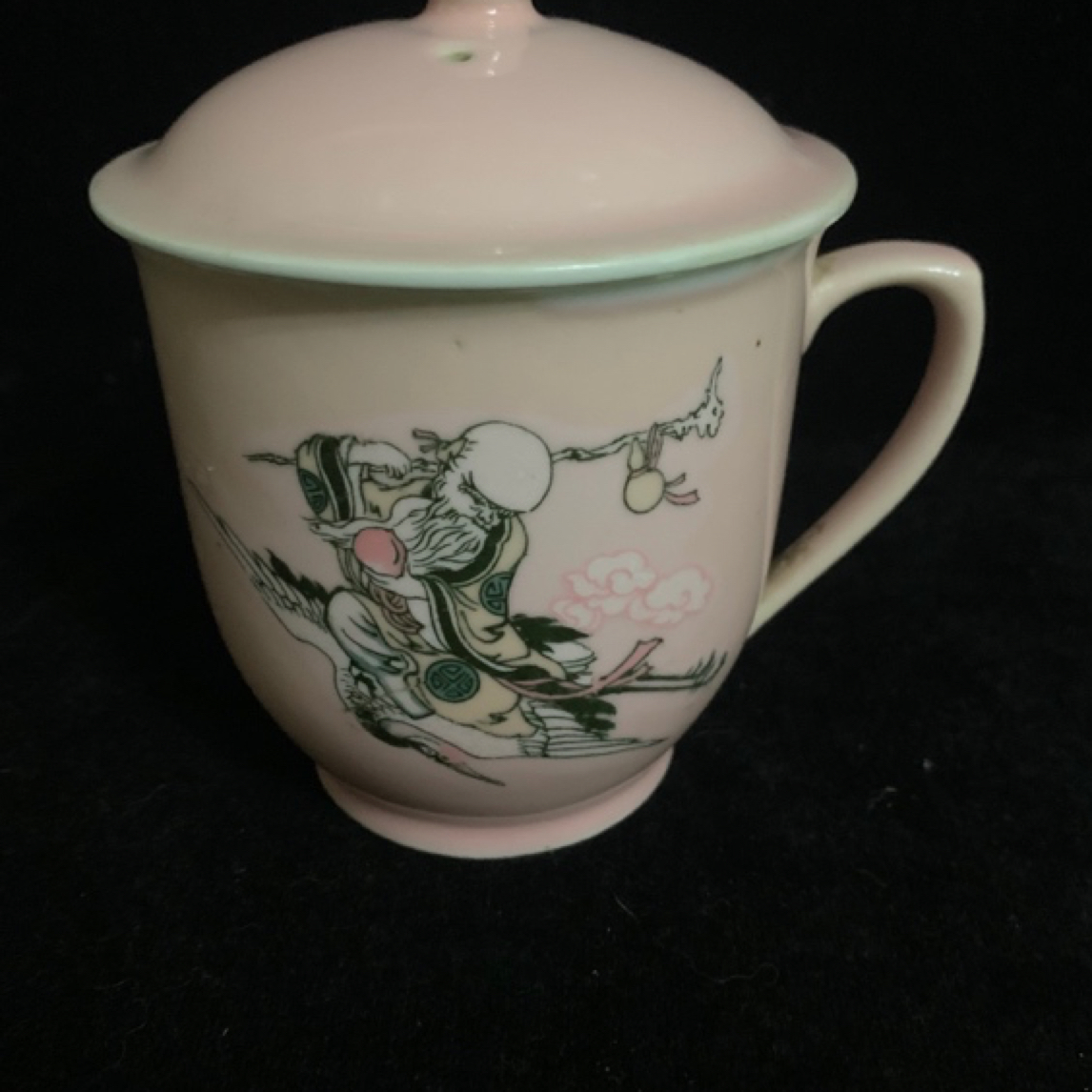 景德镇市建国瓷厂生产的办公杯