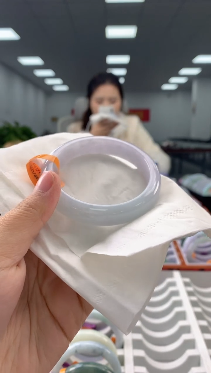 【闪购商品】翡翠手镯未镶嵌28750