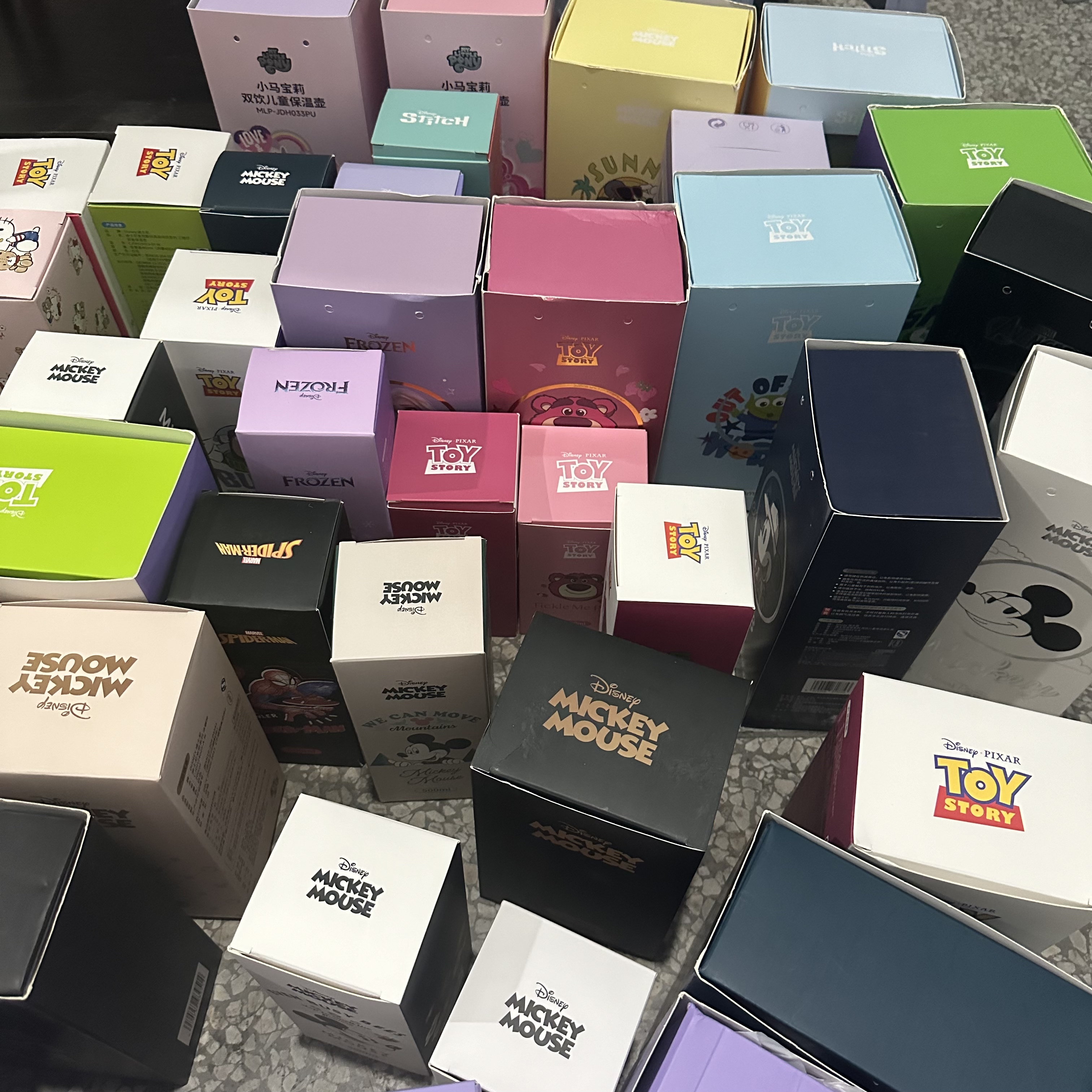 【小张专属】捡漏B家浮力学生保温杯文具礼盒家用车载浮力可爱