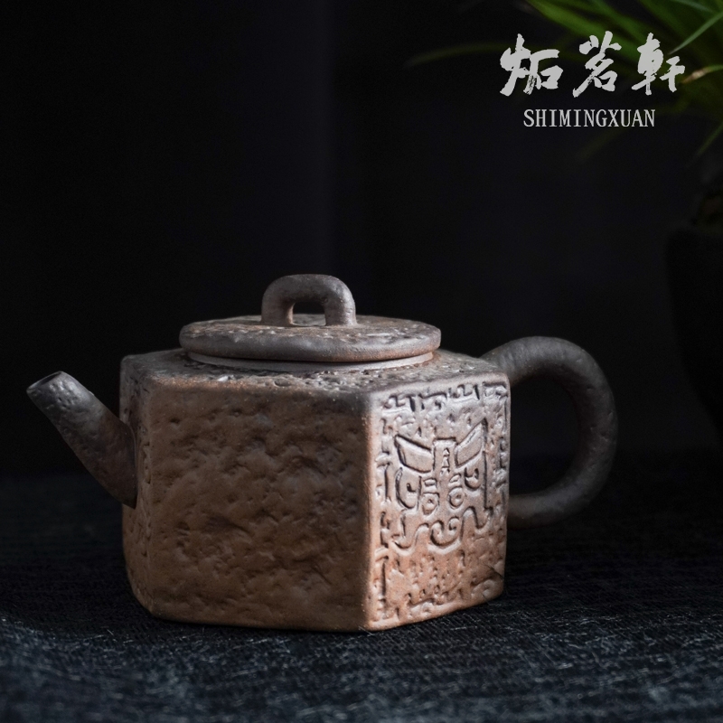 原矿老岩泥陶瓷君玉六方壶中式浮雕泡茶壶复古粗陶手工雕刻茶壶