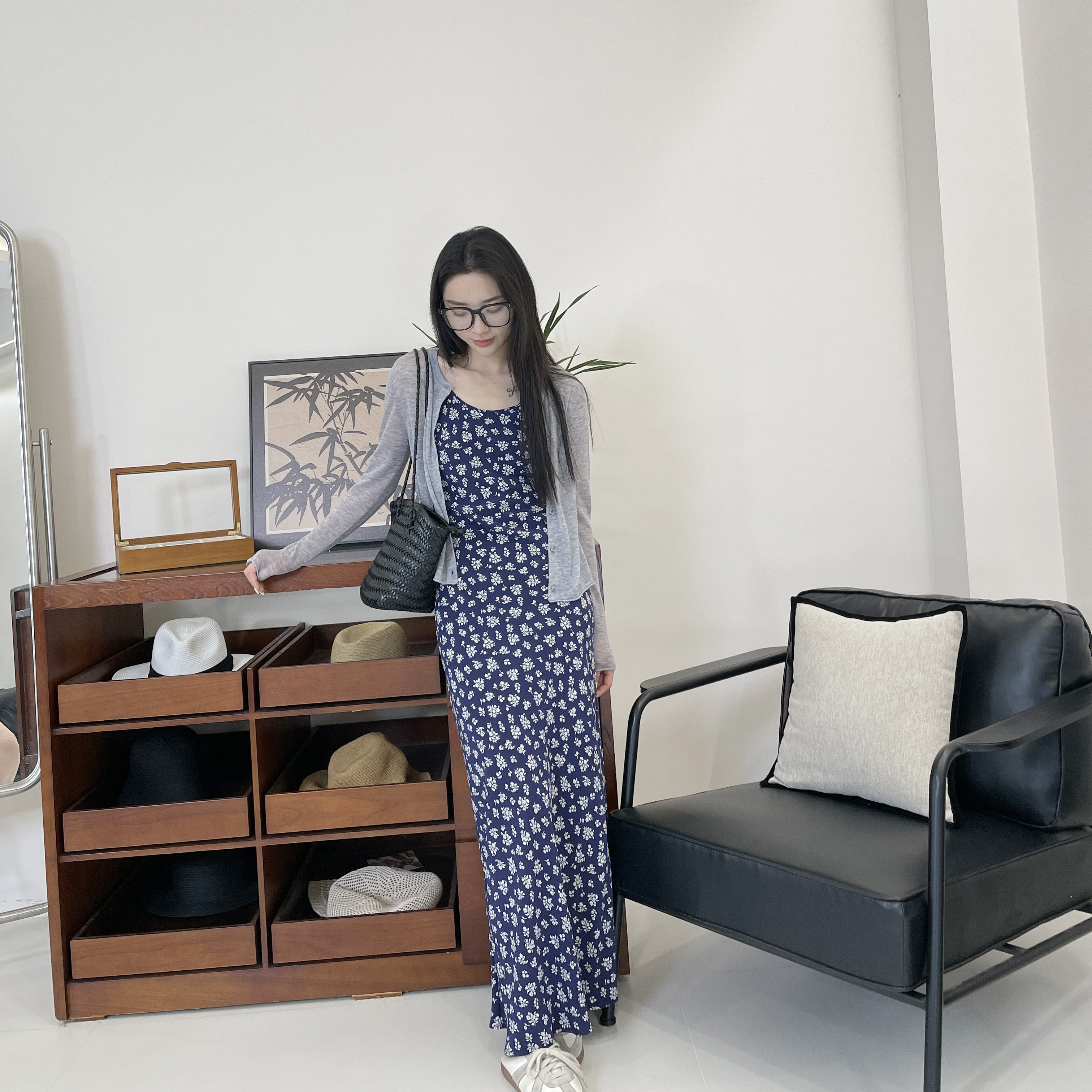 euri【100桑蚕丝16姆米双绉斜裁】气质青花瓷真丝吊带连衣裙-MY4869