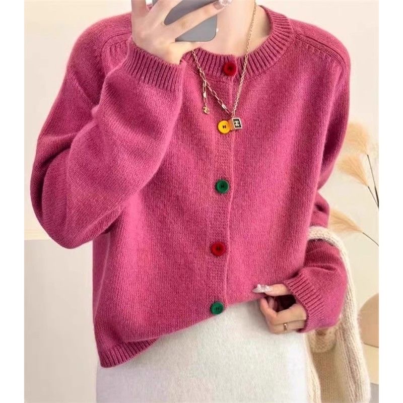 2024秋冬新款时尚气质圆领开衫毛衣女针织衫打底衫保暖上衣彩扣