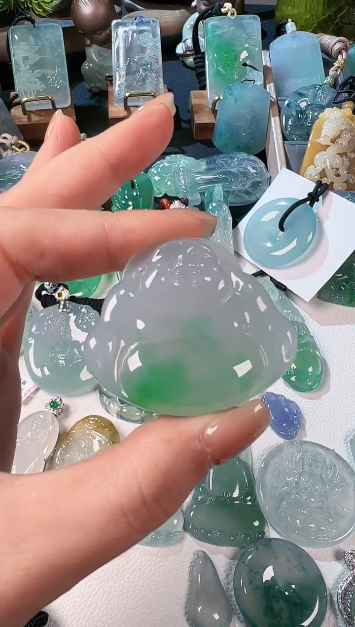 【闪购商品】翡翠挂件未镶嵌翡翠佛公吊坠